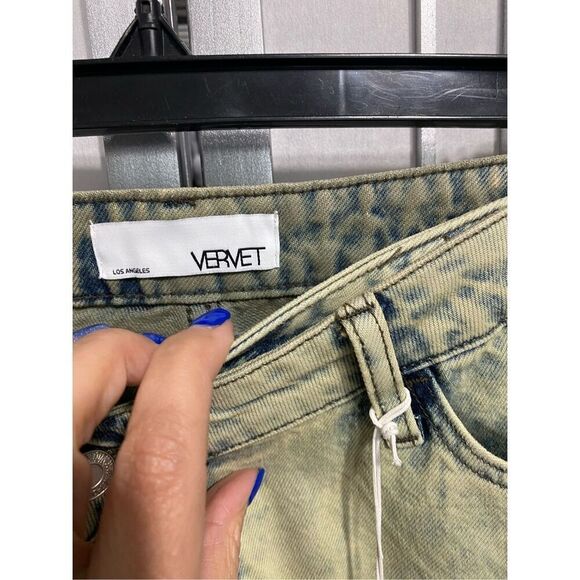 VERVET, Super High Rise Criss Cross Waistband Crop Straight Jeans, Olive new siz - Picture 5 of 11